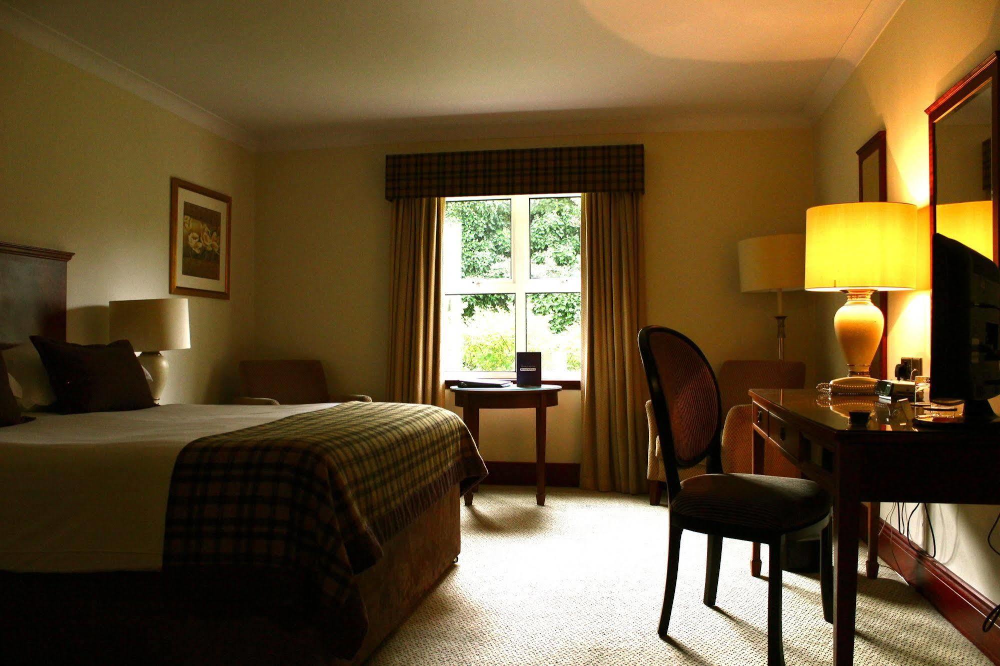 Hotel The Grange Manor Grangemouth Exterior foto